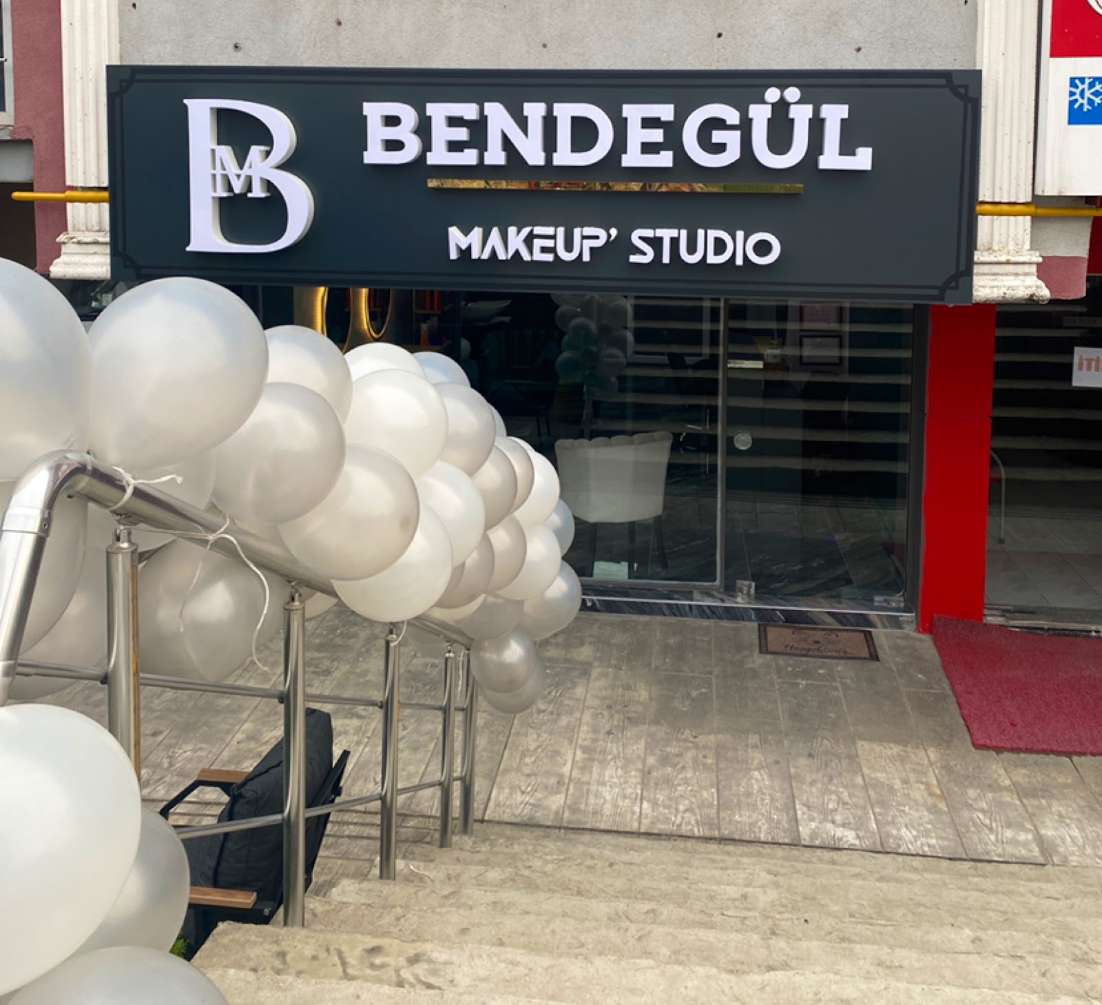 Bendegül Makeup Hair Studio kır düğünü mekanı — Atakum