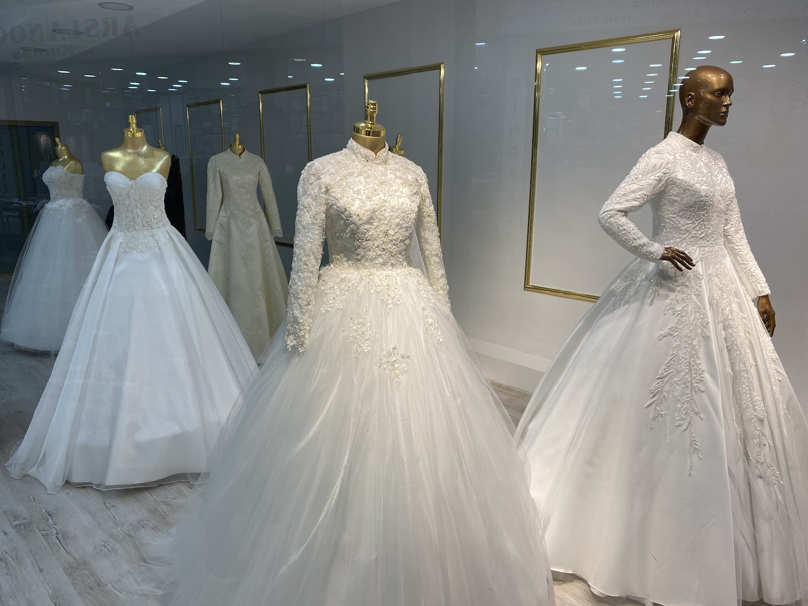 ÖZGÜN TASARIM GELİNLİK & ABİYE & MODA EVİ