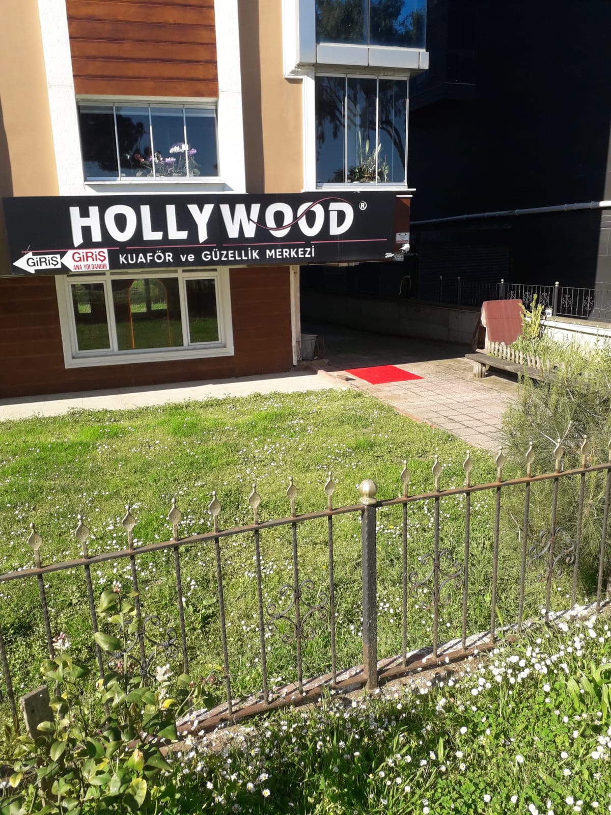 Ozomakeup Profesyonel Makyaj By Hollywood kır düğünü mekanı — Atakum