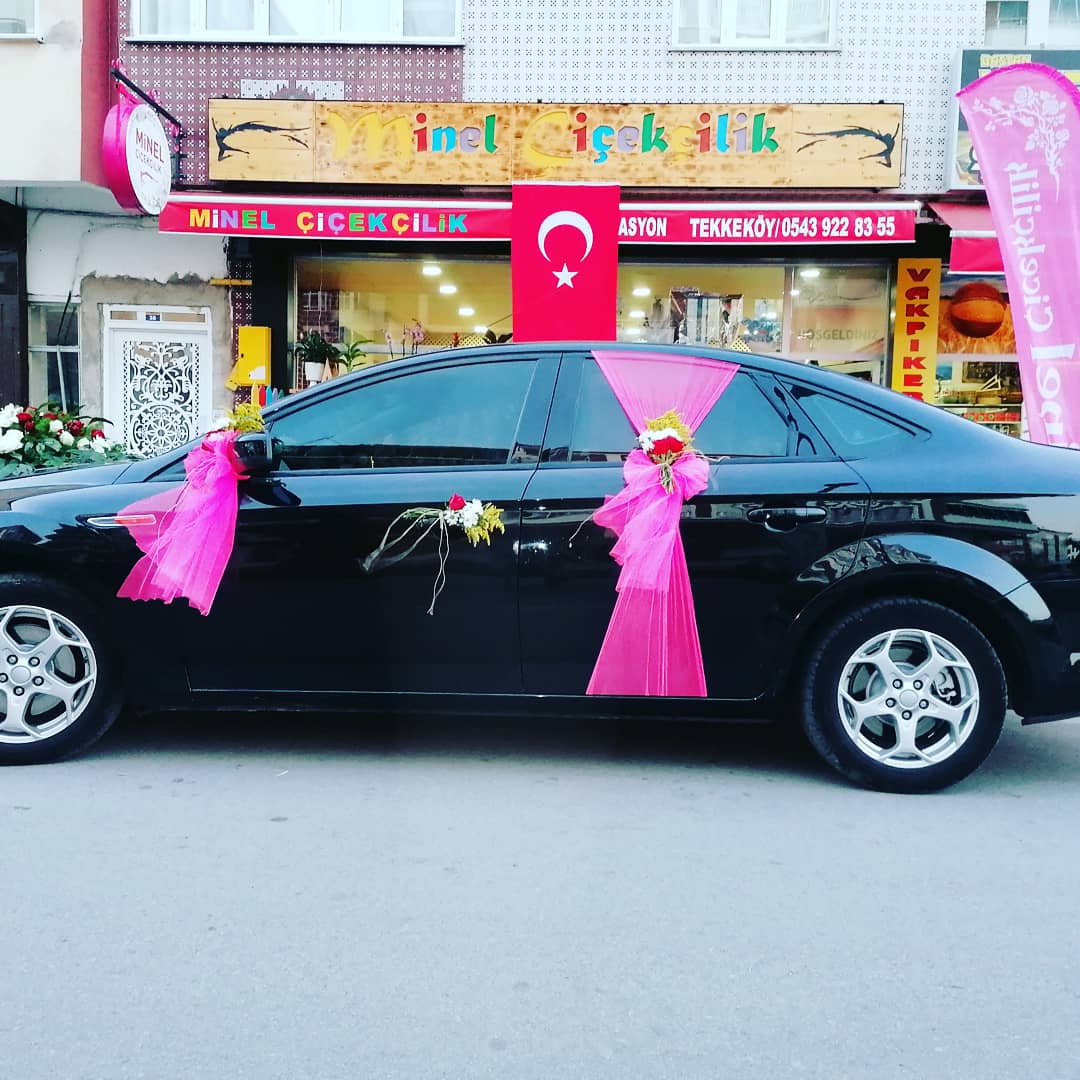 Tekkeköy Çiçekçi Markası Minel Çiçek Evi Online Sipariş 7 / 24 Çiçek kır düğünü mekanı — Tekkeköy